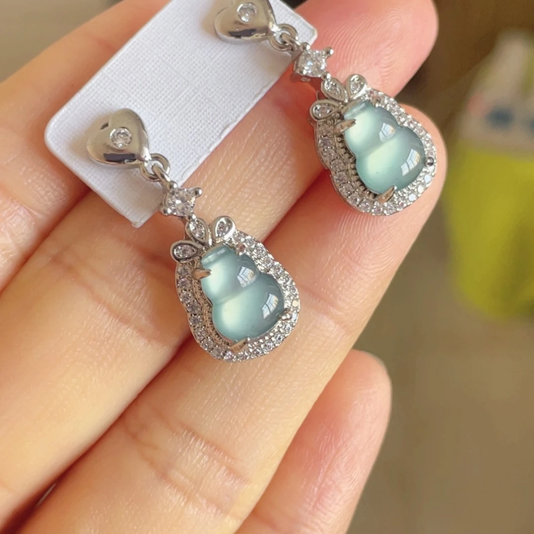 翡翠耳饰未镶嵌大葫芦