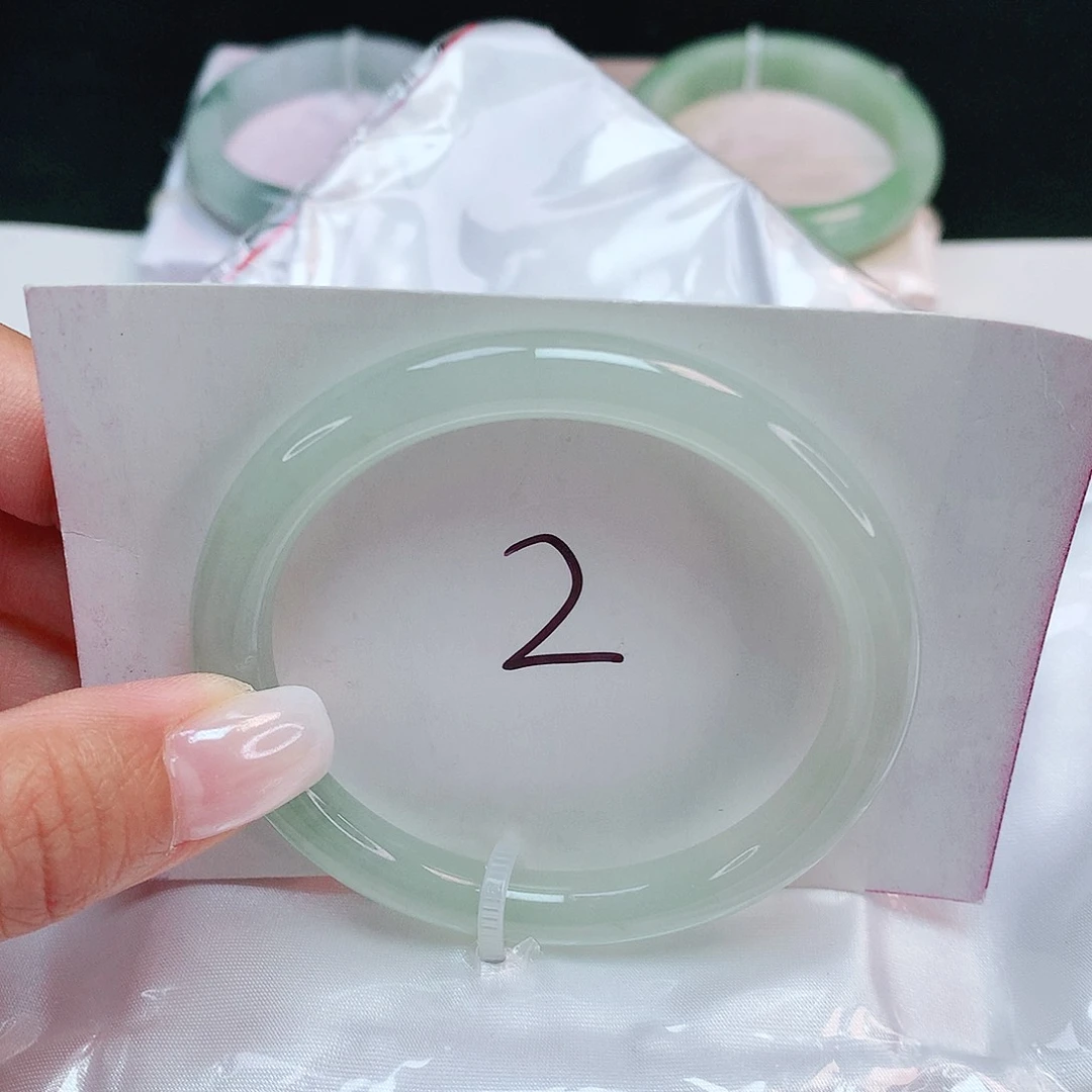 翡翠未镶嵌手镯 圆条51+