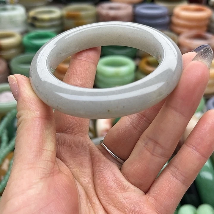 合金手镯石英质玉