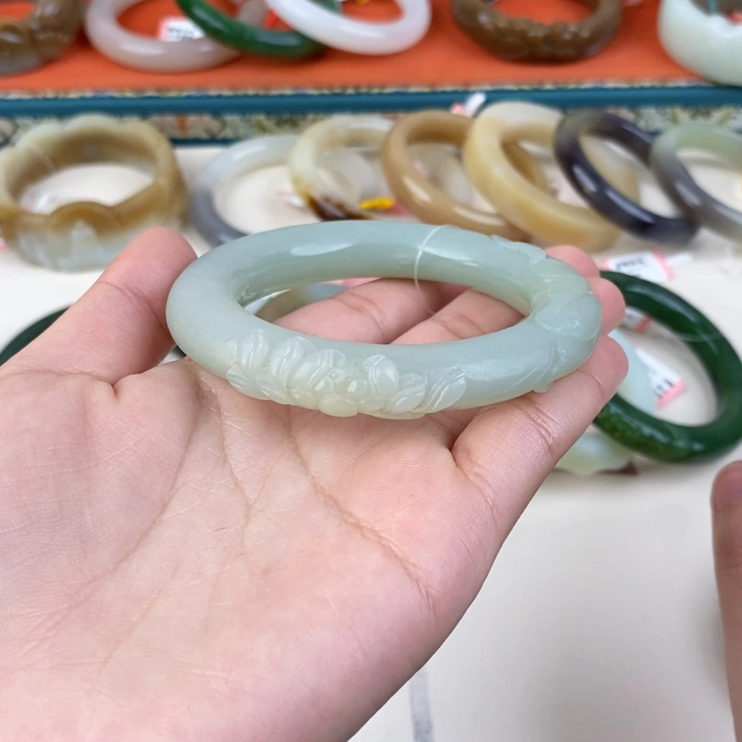 和田玉未镶嵌手镯手镯 53.8