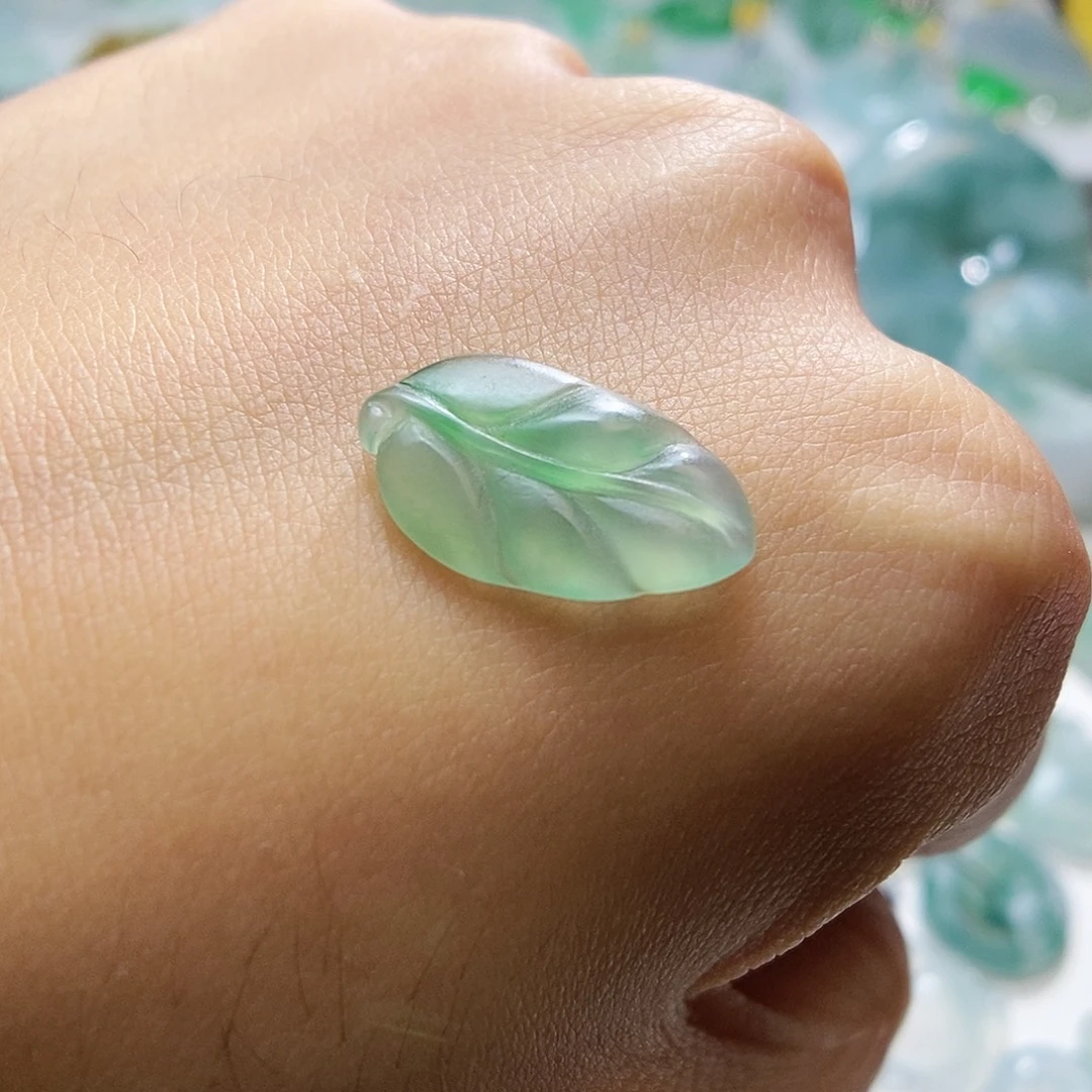 定制翡翠未镶嵌叶子