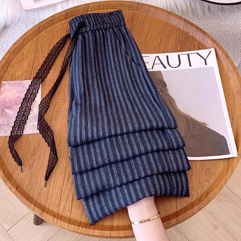 藏蓝色条纹亚麻直筒裤2025夏季新款舒爽休闲凉凉裤蕾丝腰带阔腿裤
