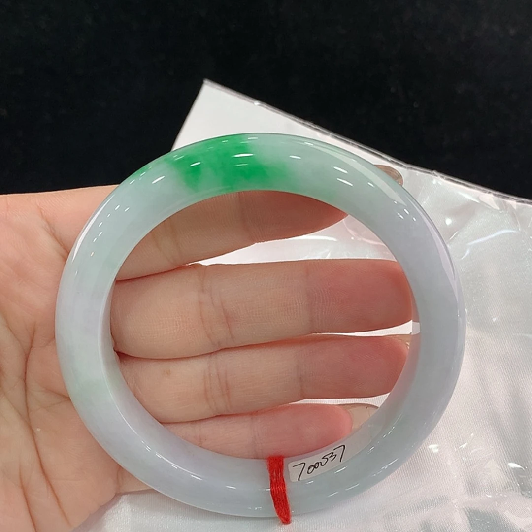 【闪购商品】翡翠手镯未镶嵌63.3，62/63