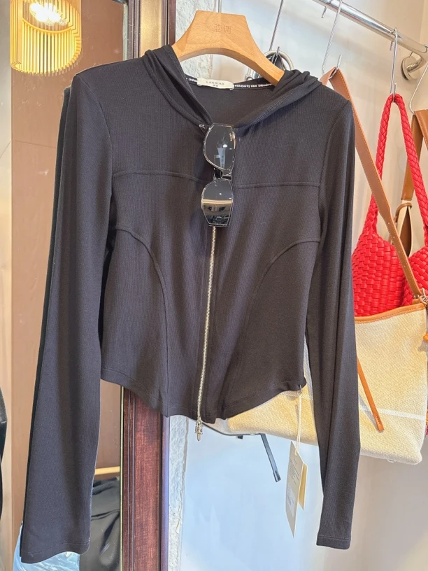 定制款帽衫，显瘦显瘦