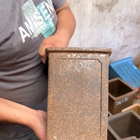 紫砂花盆手工制作