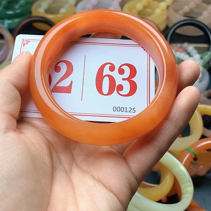 石英质玉（黄龙玉）未镶嵌手镯