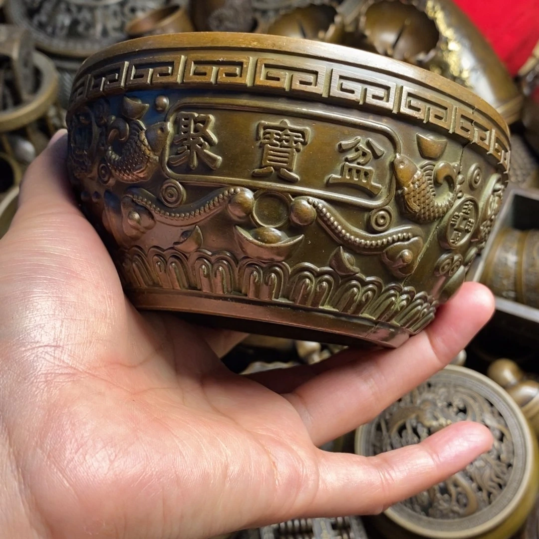 精美铜器做工精良