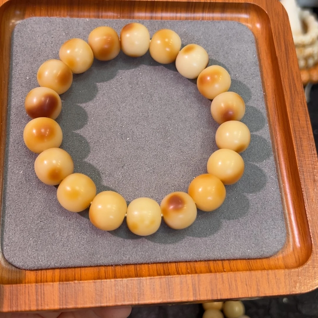 菩提根/象牙果吊坠333卡14油膏苹果微瑕