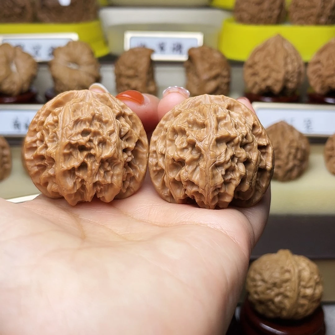 把件文玩核桃苹果园39左右