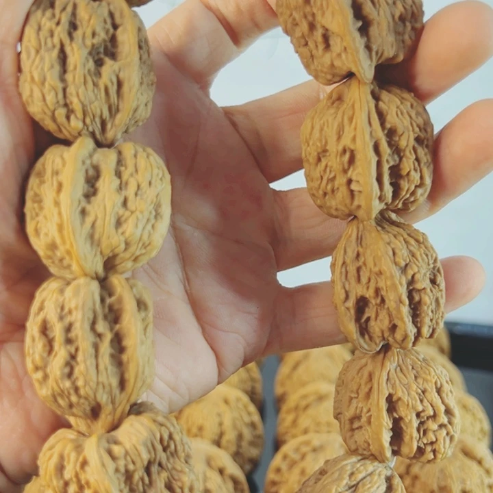 浅***僾涿鹿南疆石文玩核桃