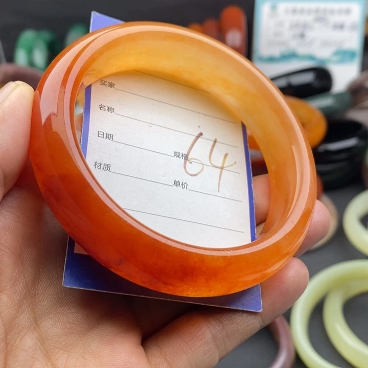 未镶嵌手镯石英质玉