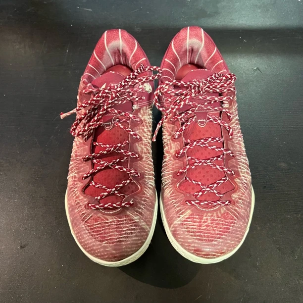 player1红色 41码无配盒 成色较新