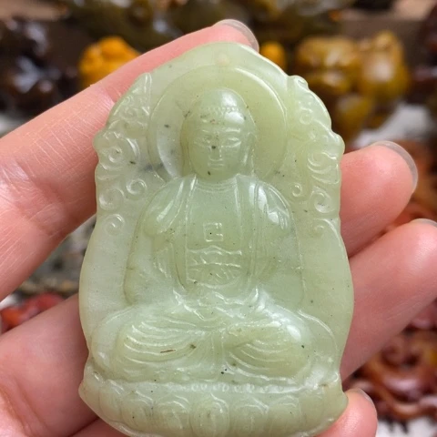 未镶嵌蛇纹石玉颈饰139