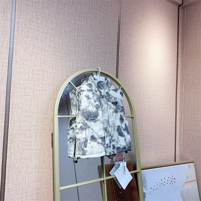 M1588   扎染  宝宝米色厚马甲