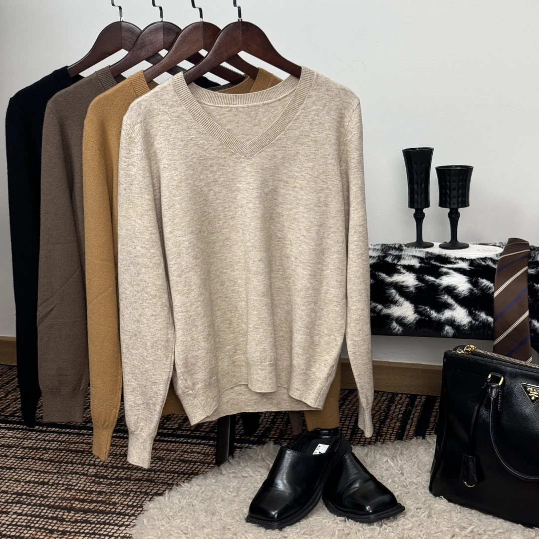 V领不褪色针织女常规羊绒衫网红休闲打底衫宽松