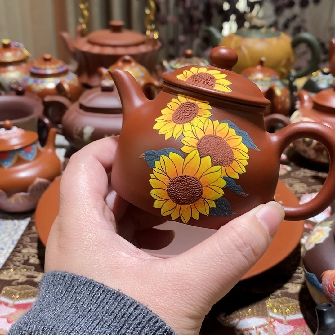 绿泥宜兴紫砂壶艺术