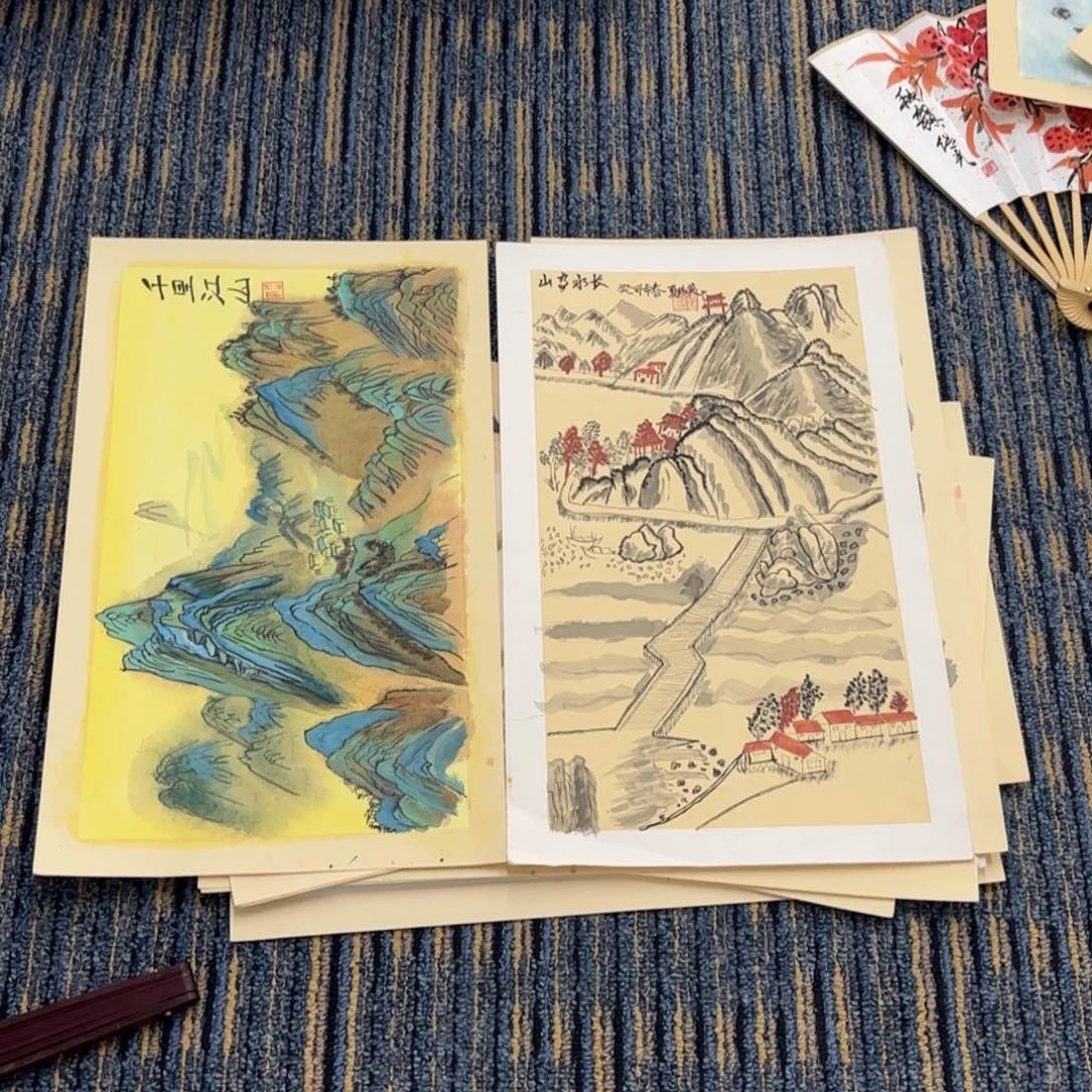 国画两张卡纸作品童