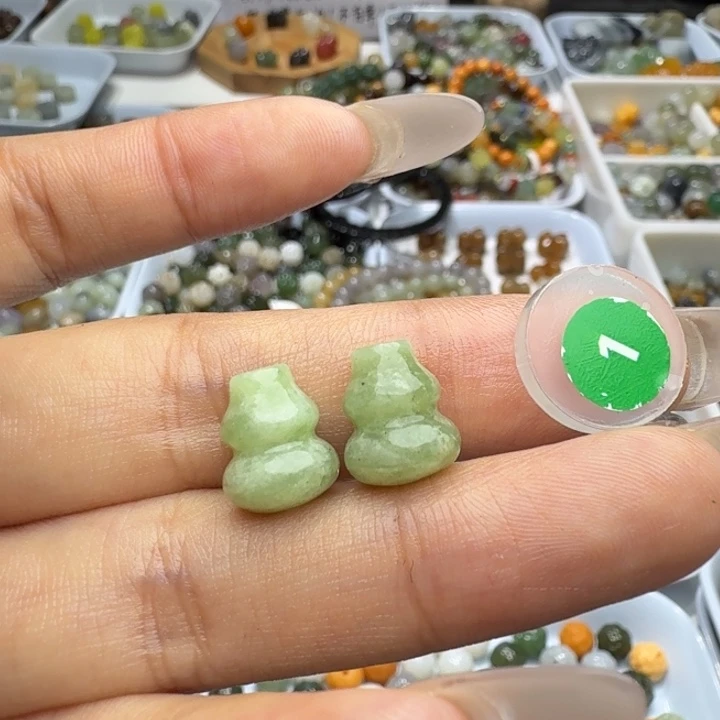 未镶嵌和田玉珠宝半成品