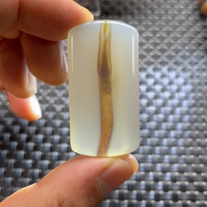 俺***下玛瑙/玉髓未镶嵌颈饰