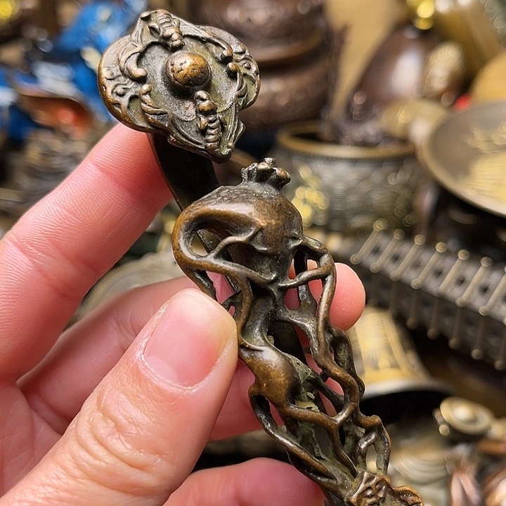 精美铜器批发档口