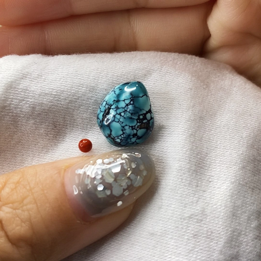 南红玛瑙未镶嵌珠宝奇石