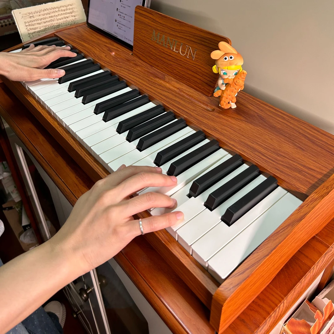 曼伦充电电子琴木质家用宝宝玩具钢琴小钢琴周岁礼物儿童钢琴49键