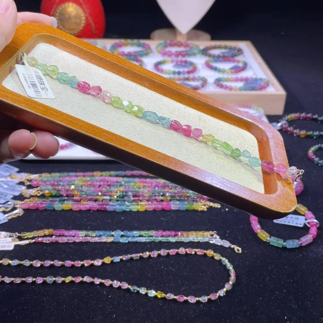 用***在手链未镶嵌碧玺A22碧玺手链