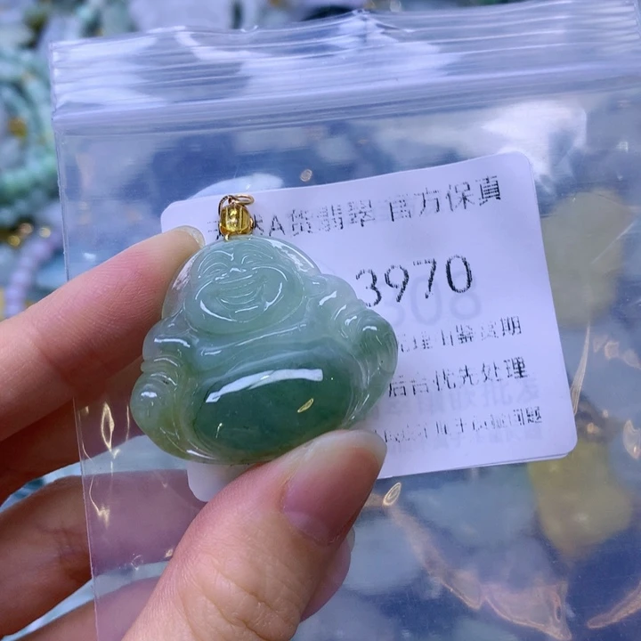 翡翠未镶嵌项圈翡翠
