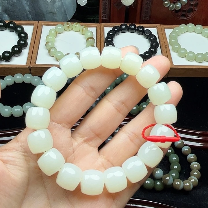 买***冷和田玉未镶嵌手串