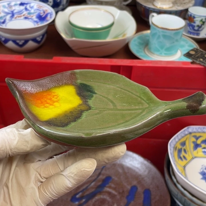 他家瓷器真美…开播了