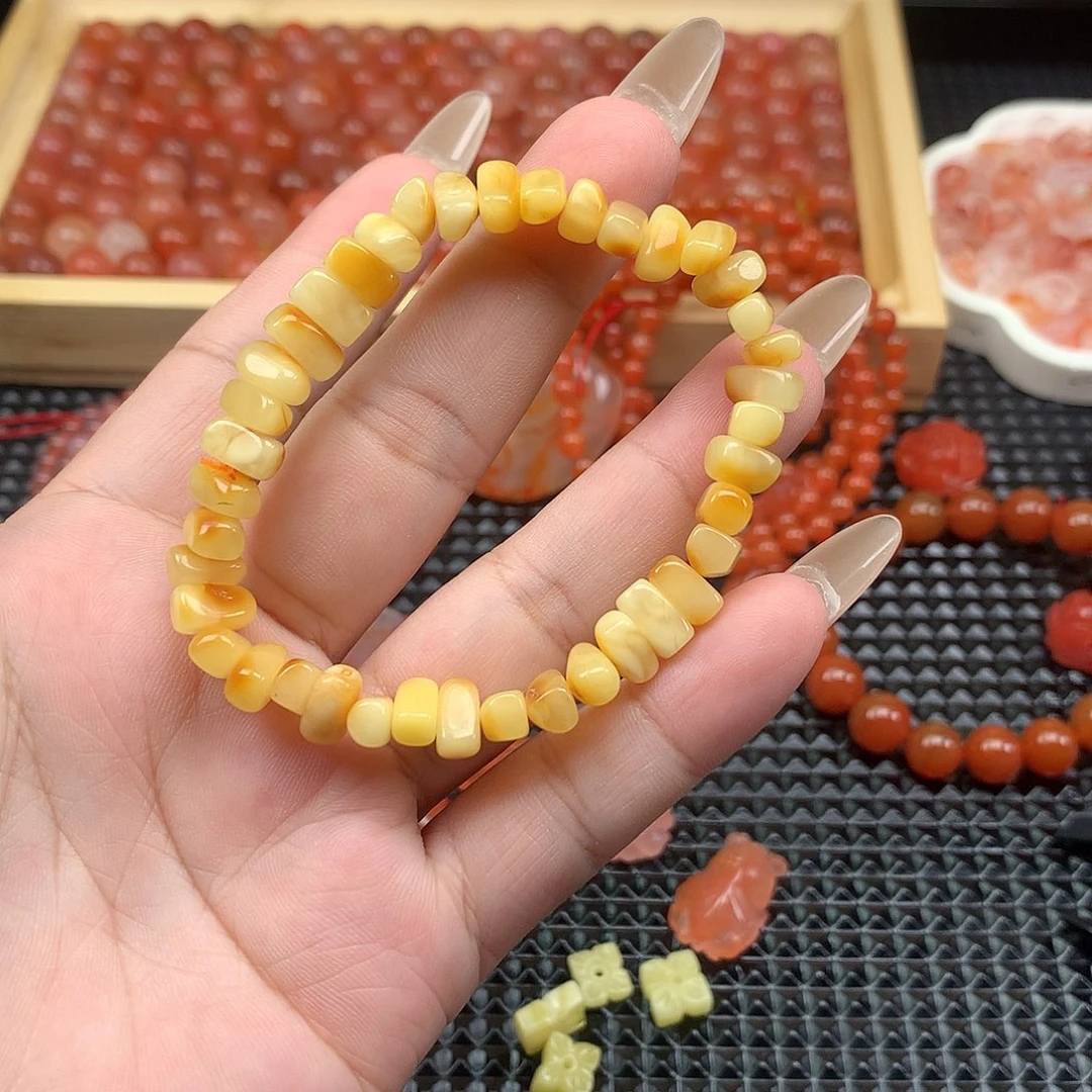 蜜蜡吊坠(不含链)未镶嵌