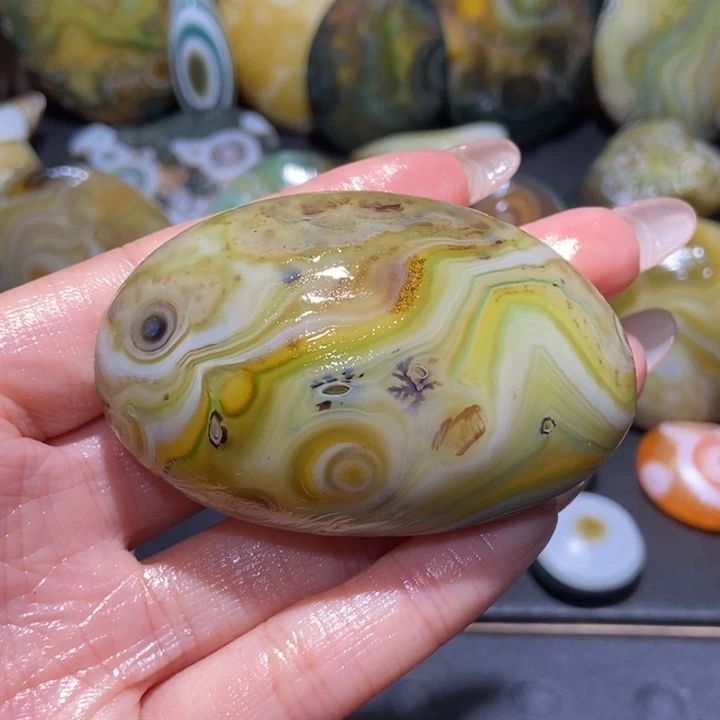 【闪购商品】未镶嵌玛瑙/玉髓珠宝奇石u u