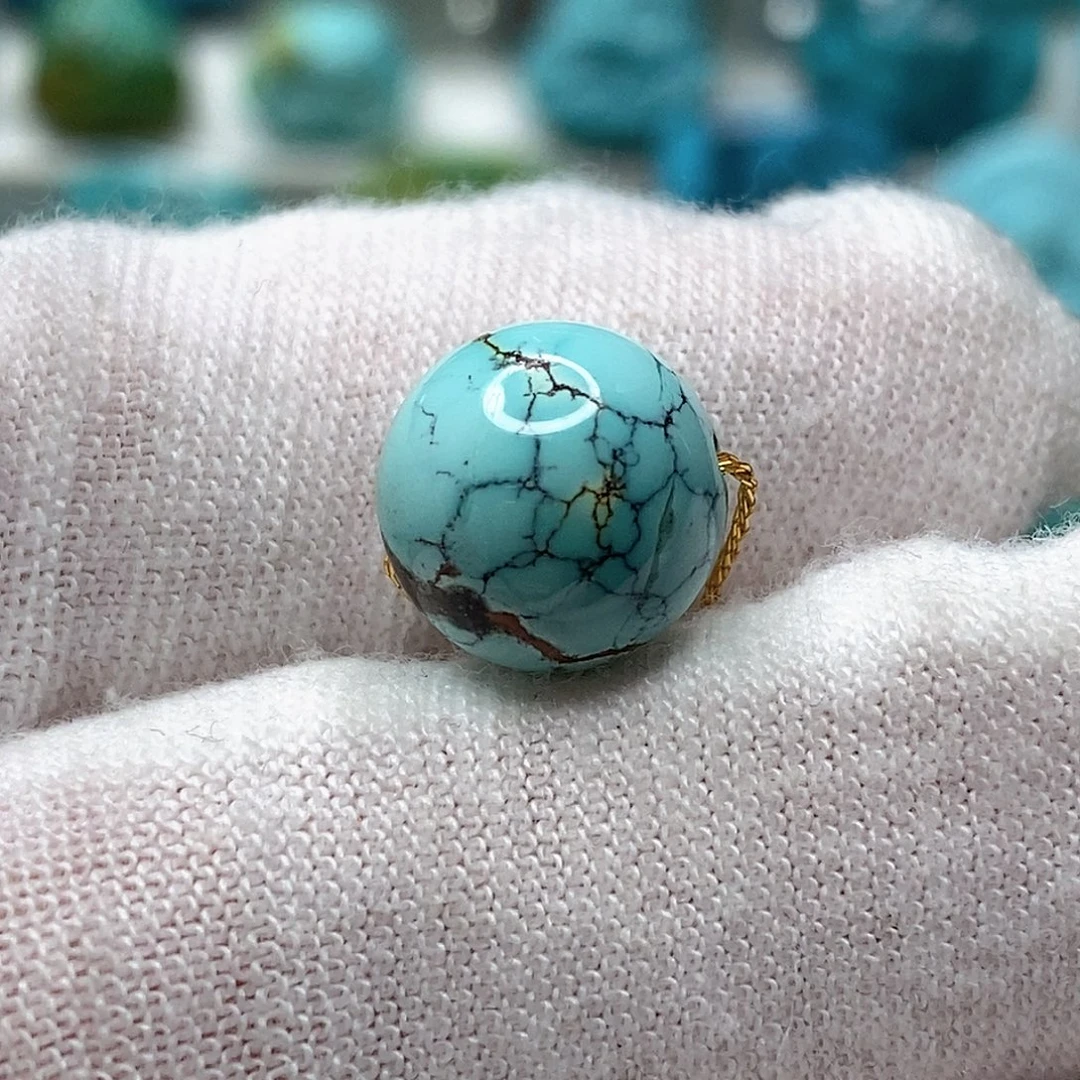 绿松石未镶嵌天然原矿 地大质检10.9mm