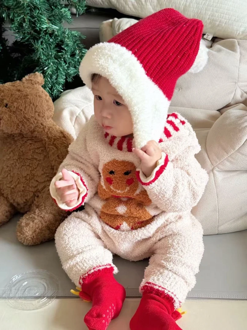 小熊针织宝宝连体衣