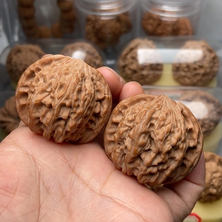 文玩核桃把件?*朝磨盘