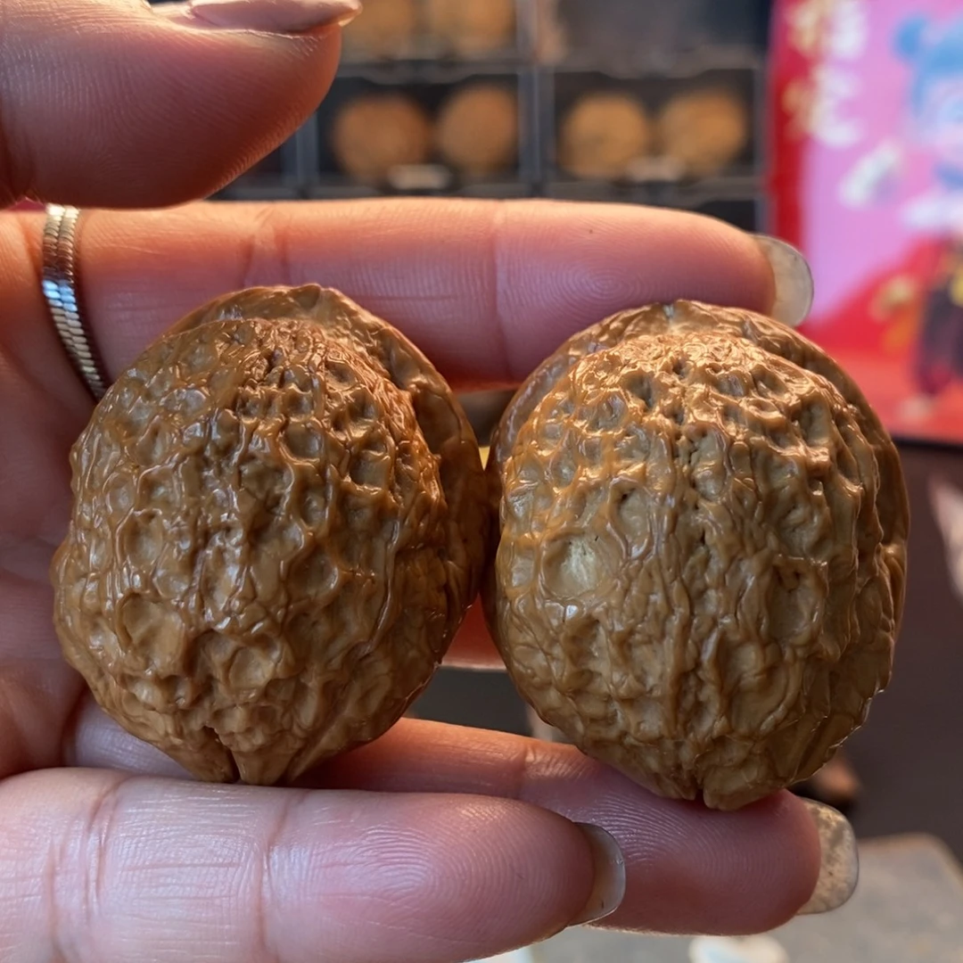 把件文玩核桃41尺45克铁皮绣球9号