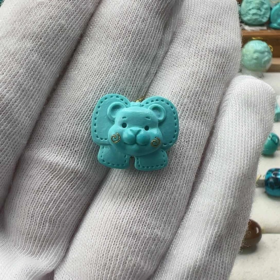 绿松石配饰未镶嵌