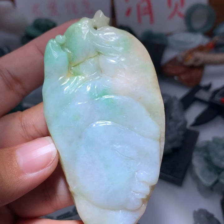 翡翠颈饰未镶嵌保真天然A货翡翠