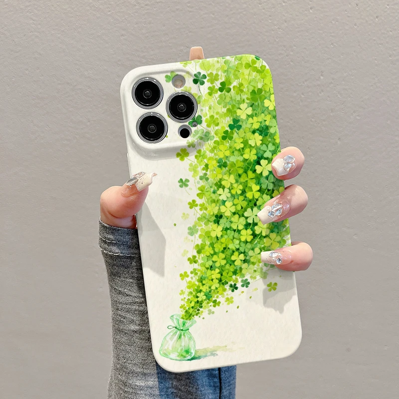 幸运四叶草适用苹果17/16菲林硬手机壳小米15vivo华为p70oppo防摔