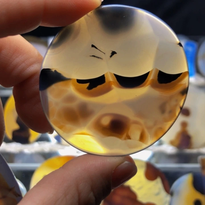 合金玛瑙/玉髓珠宝奇石99