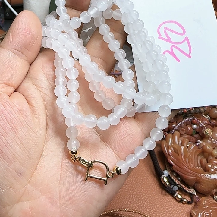 石英质玉颈饰未镶嵌L**i