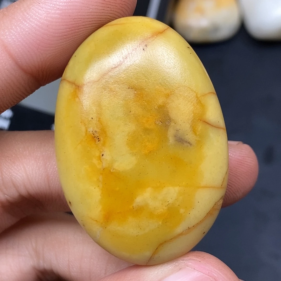 和田玉（糖玉）未镶嵌挂件