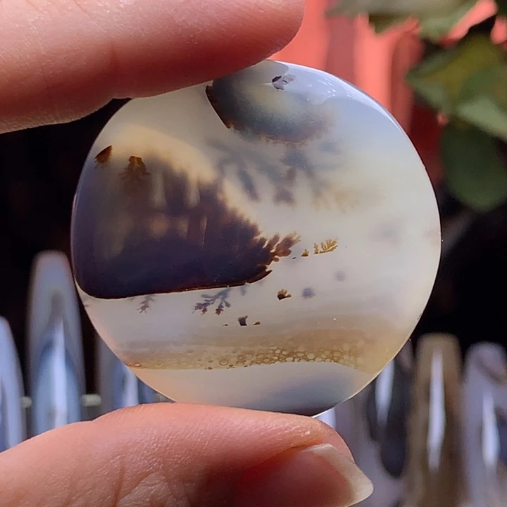 玛瑙/玉髓颈饰未镶嵌130有瑕