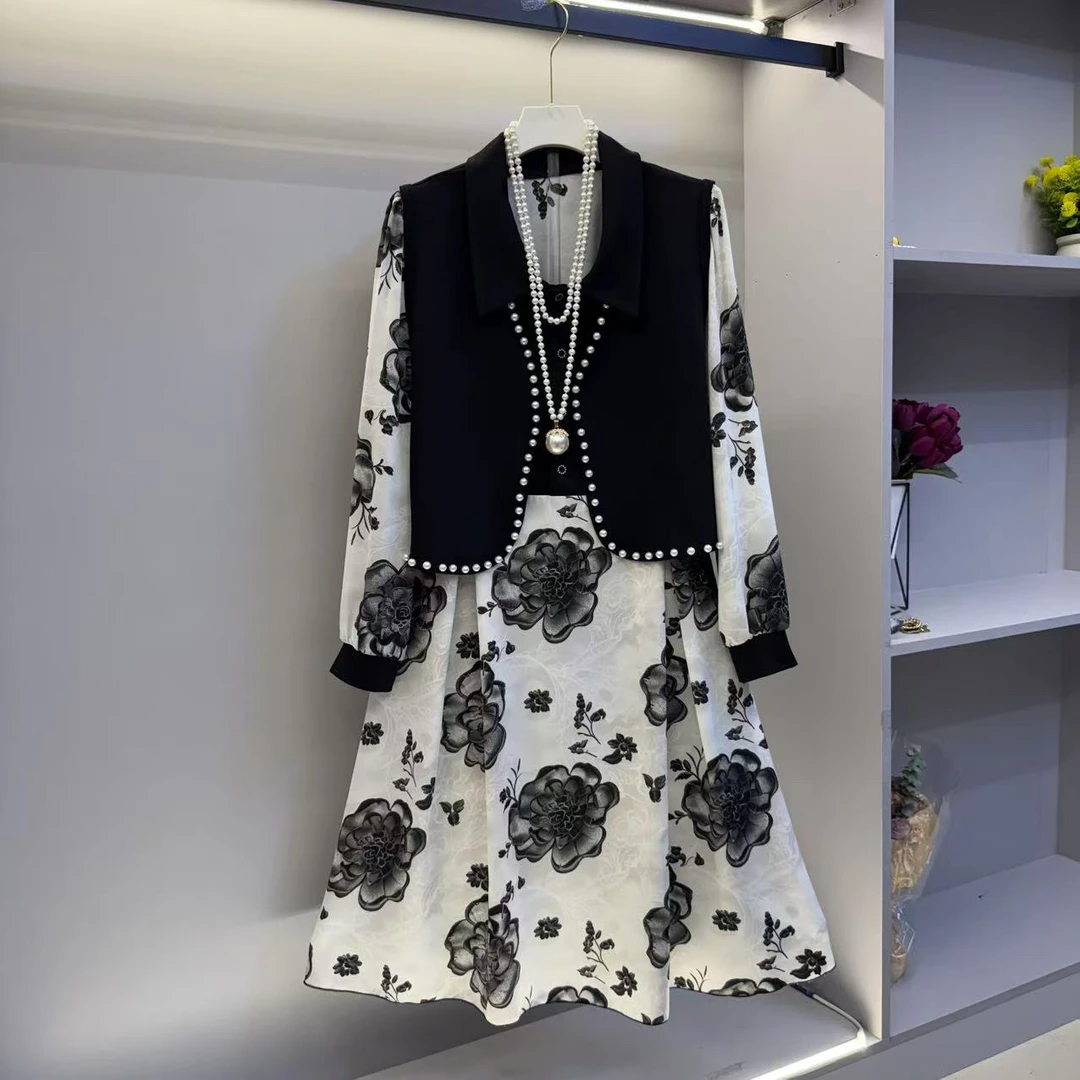 春季时尚大码女装气质拼接显瘦连衣裙钉珠马甲两件套