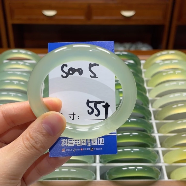 铭***铭岫玉未镶嵌手镯手镯