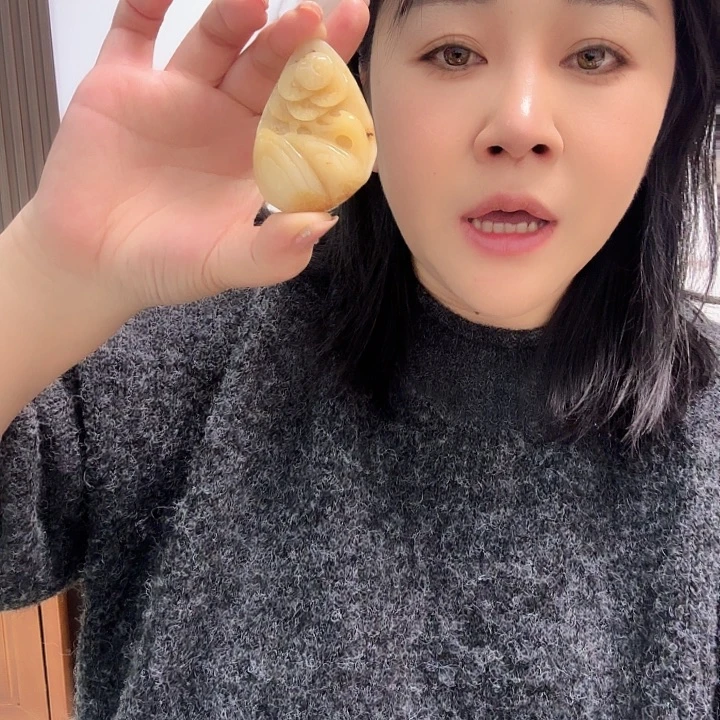 蛇纹石玉合金颈饰