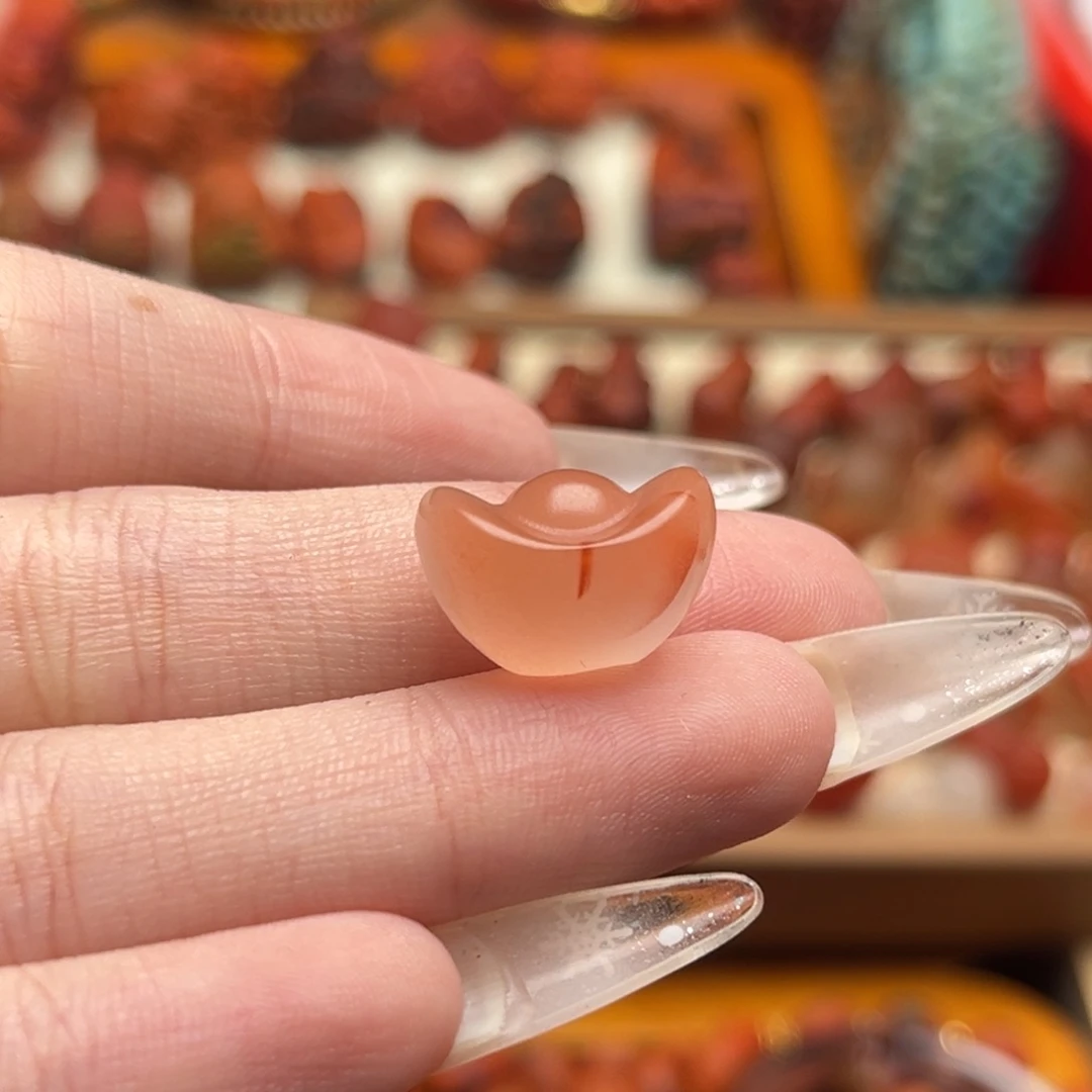 南红玛瑙未镶嵌28冰飘元宝