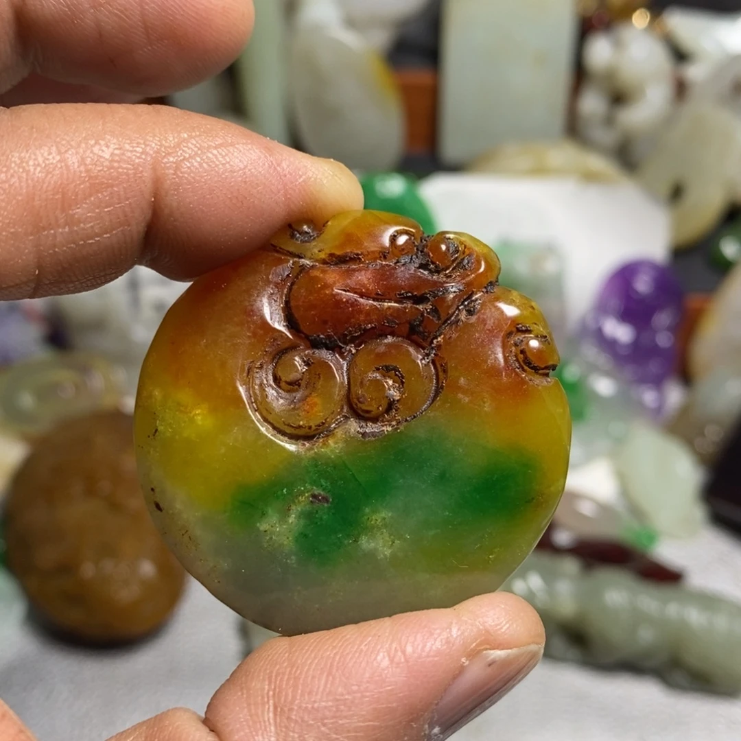 和田玉（糖玉）未镶嵌颈饰