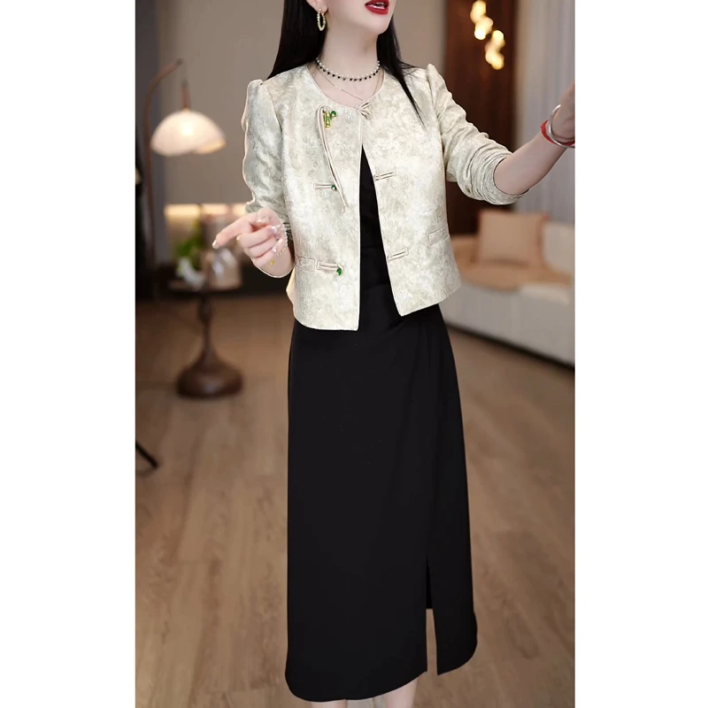 2025春新款圆领杏色精致盘扣国风外套+黑色简约连衣裙真两件套