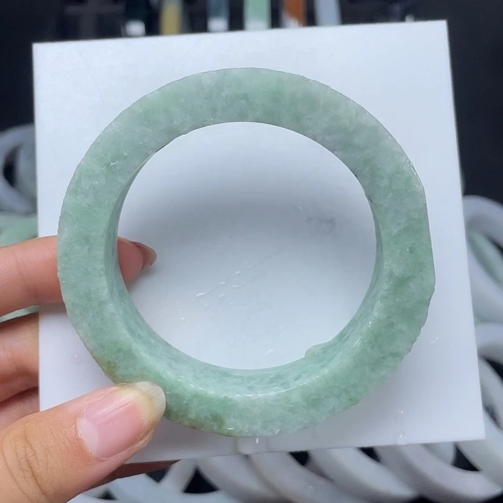 定制翡翠翡翠手镯未镶嵌